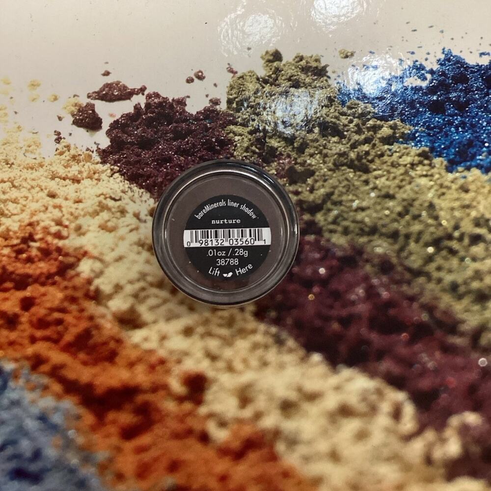 bareMinerals Liner Shadow “Nuture”